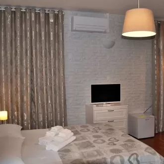 camere-con-soggiorni-a-fabriano