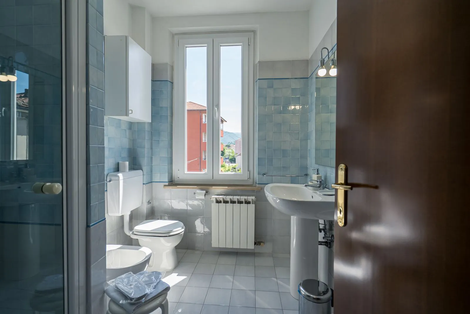 bagno camera matrimoniale