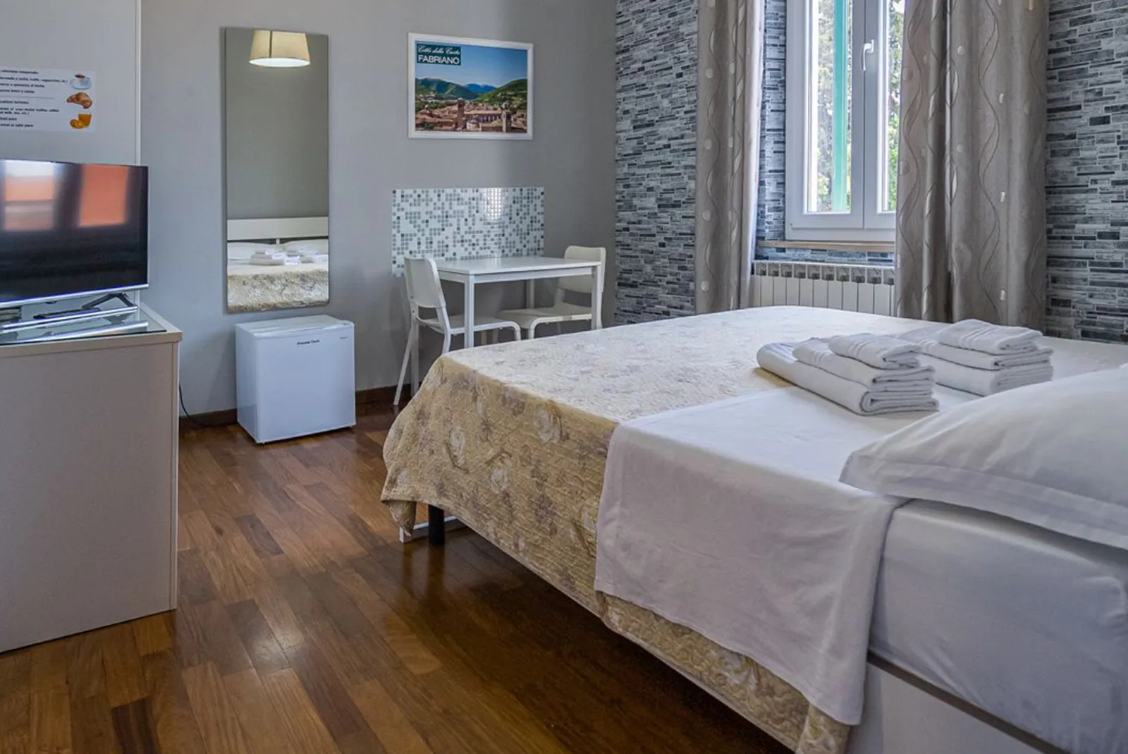 camera-matrimoniale-filigrana