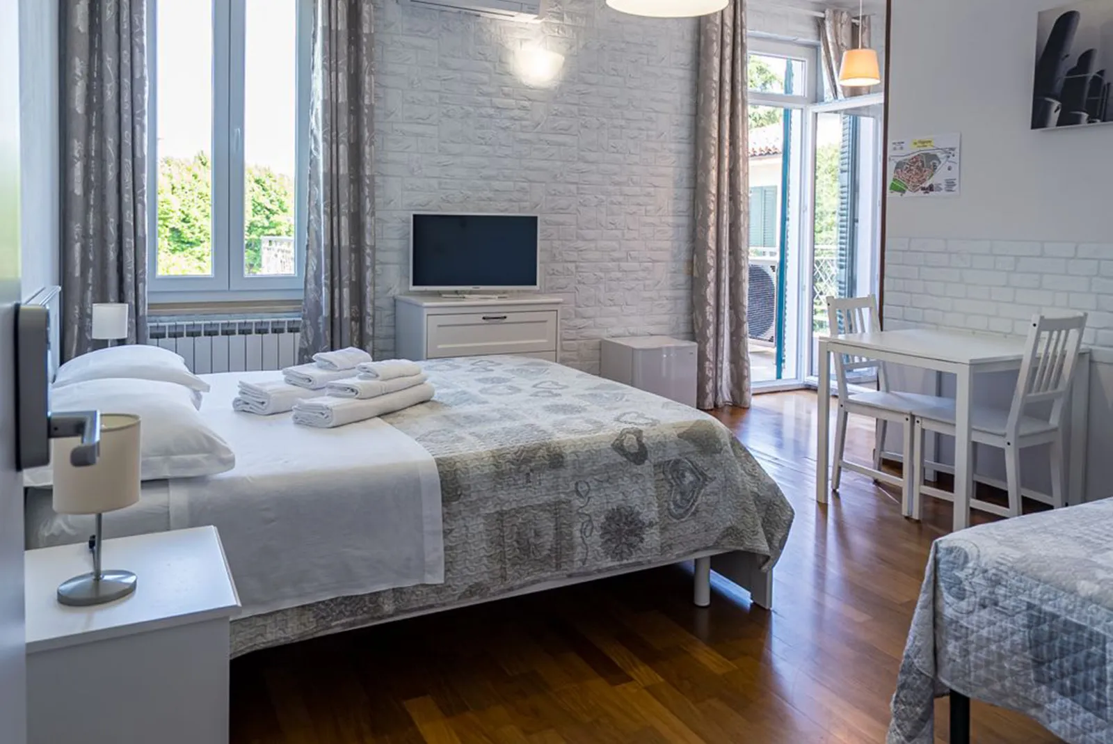 camera-matrimonialedoppia-terrazza-5